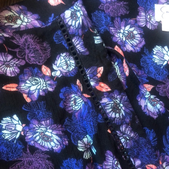 Jessica Simpson Nursing Butterfly Dress Size Medium - Picture 5 of 5